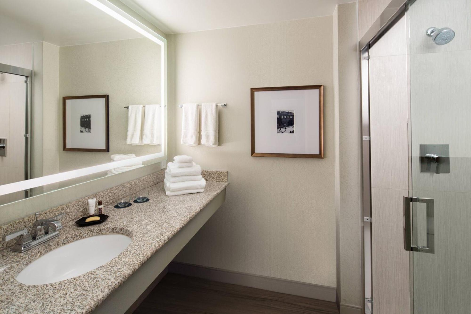 Sheraton Raleigh Hotel Eksteriør billede