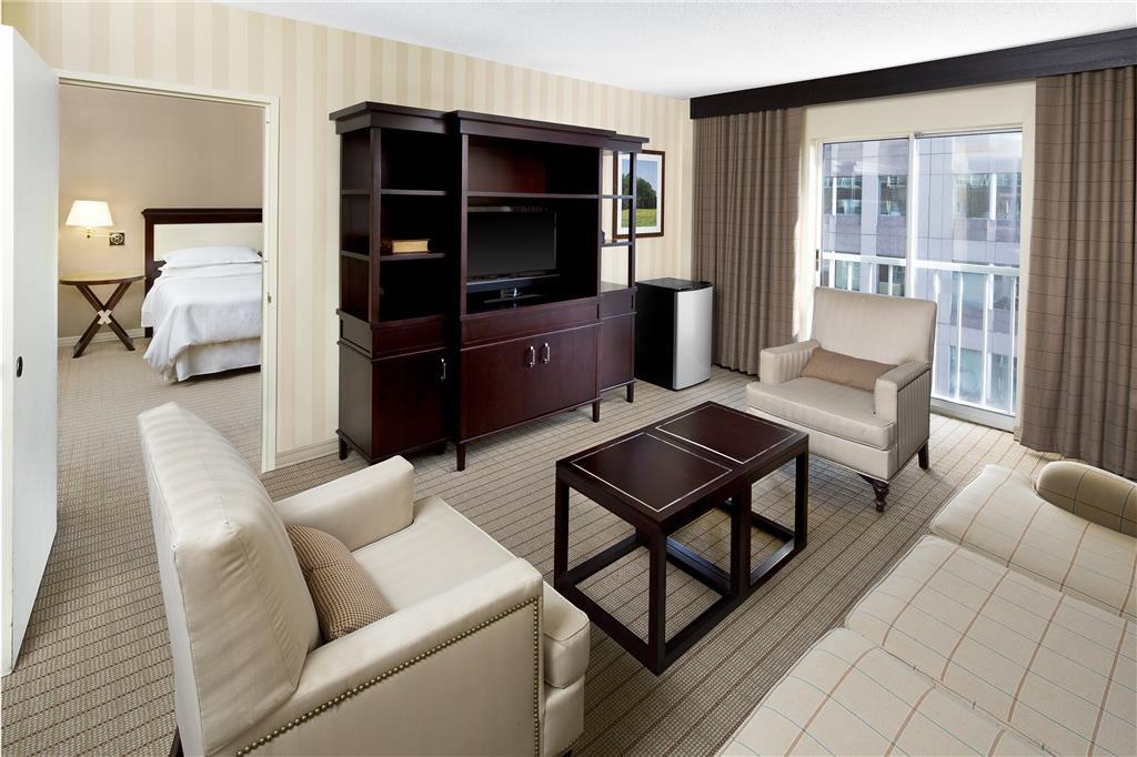 Sheraton Raleigh Hotel Værelse billede